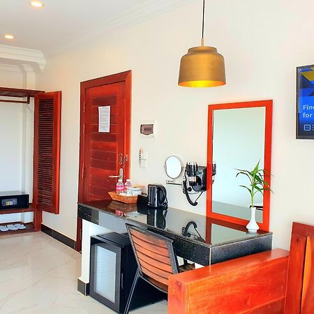 Long Night Siem Reap Hotel Buitenkant foto