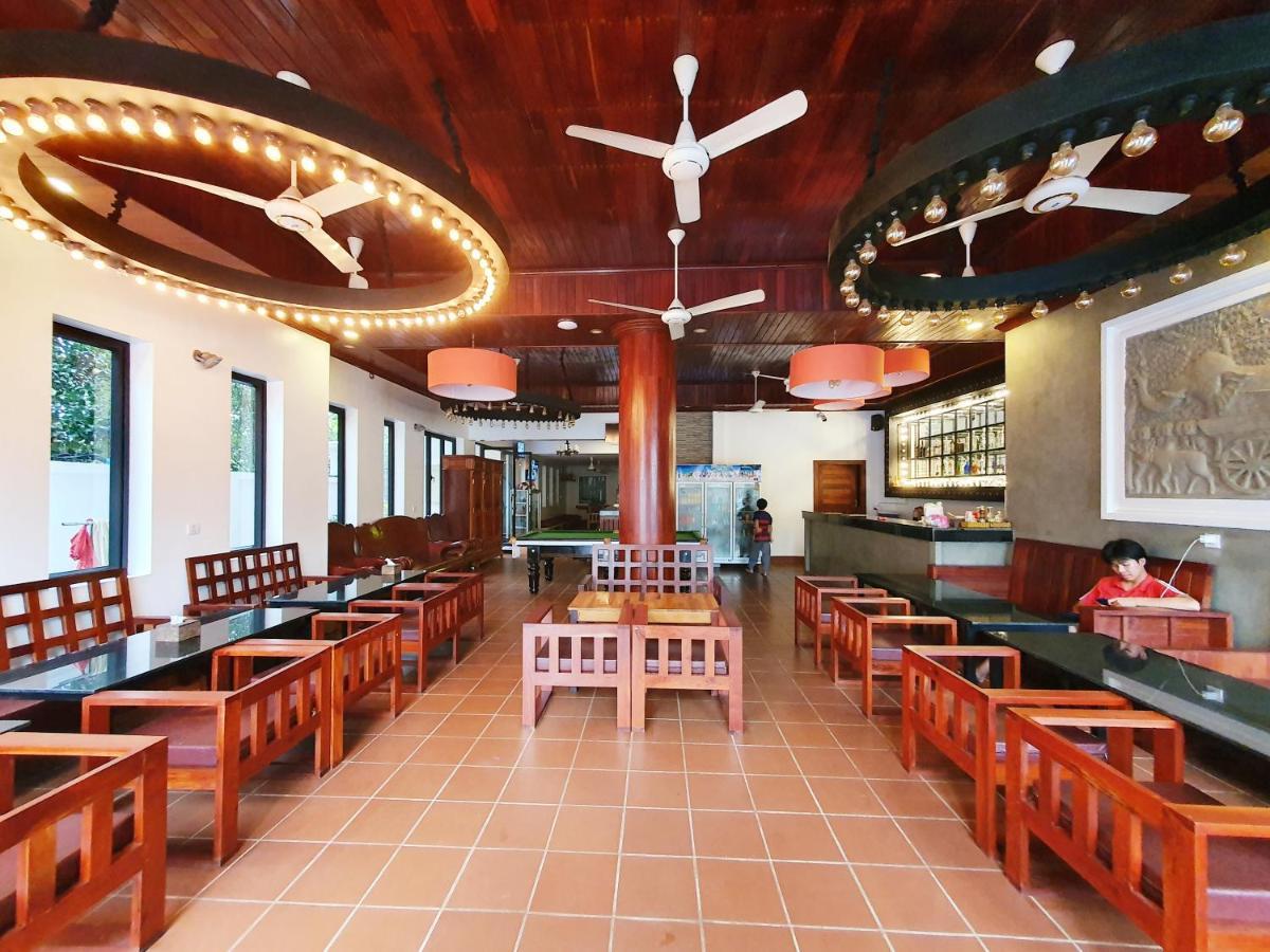 Long Night Siem Reap Hotel Buitenkant foto