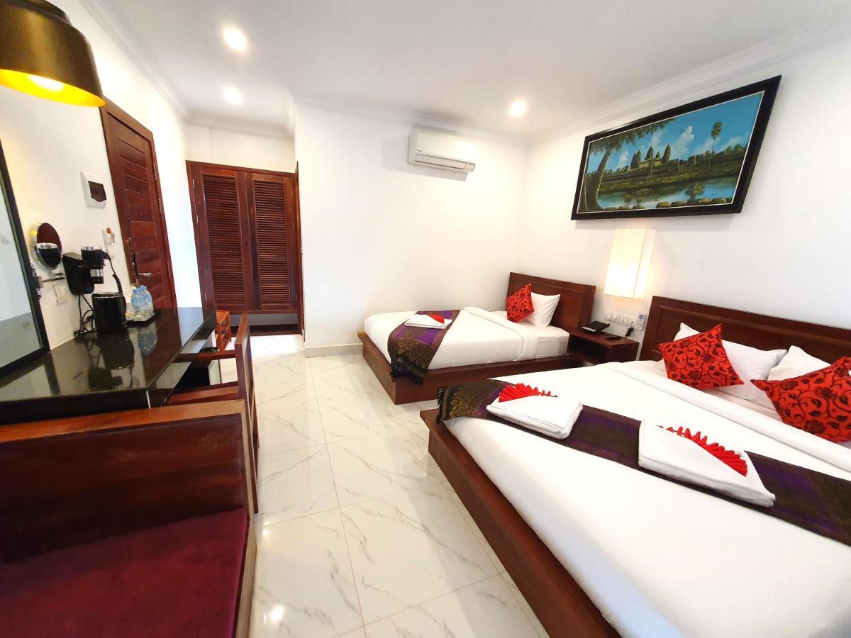 Long Night Siem Reap Hotel Buitenkant foto