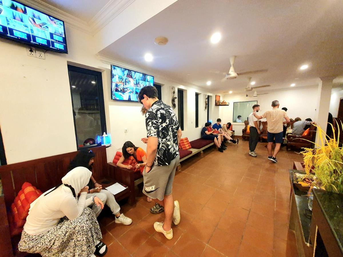 Long Night Siem Reap Hotel Buitenkant foto